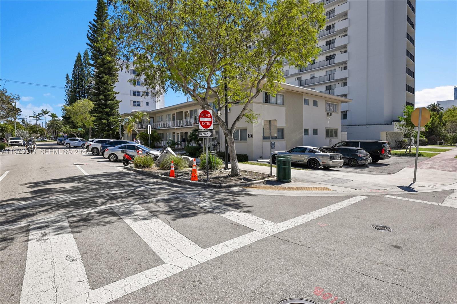 1240 14th St Miami Beach, FL 33139