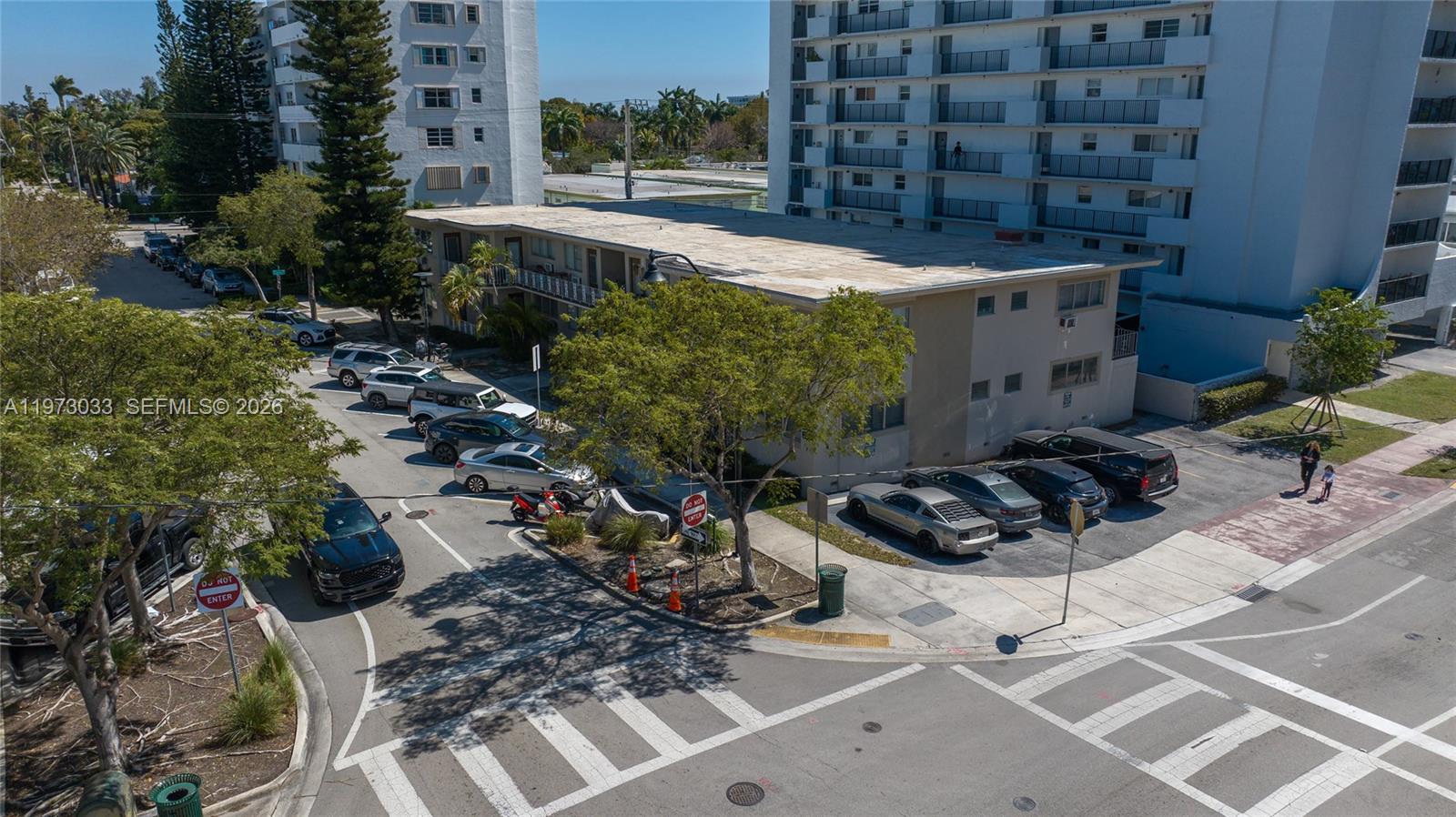 1240 14th St Miami Beach, FL 33139