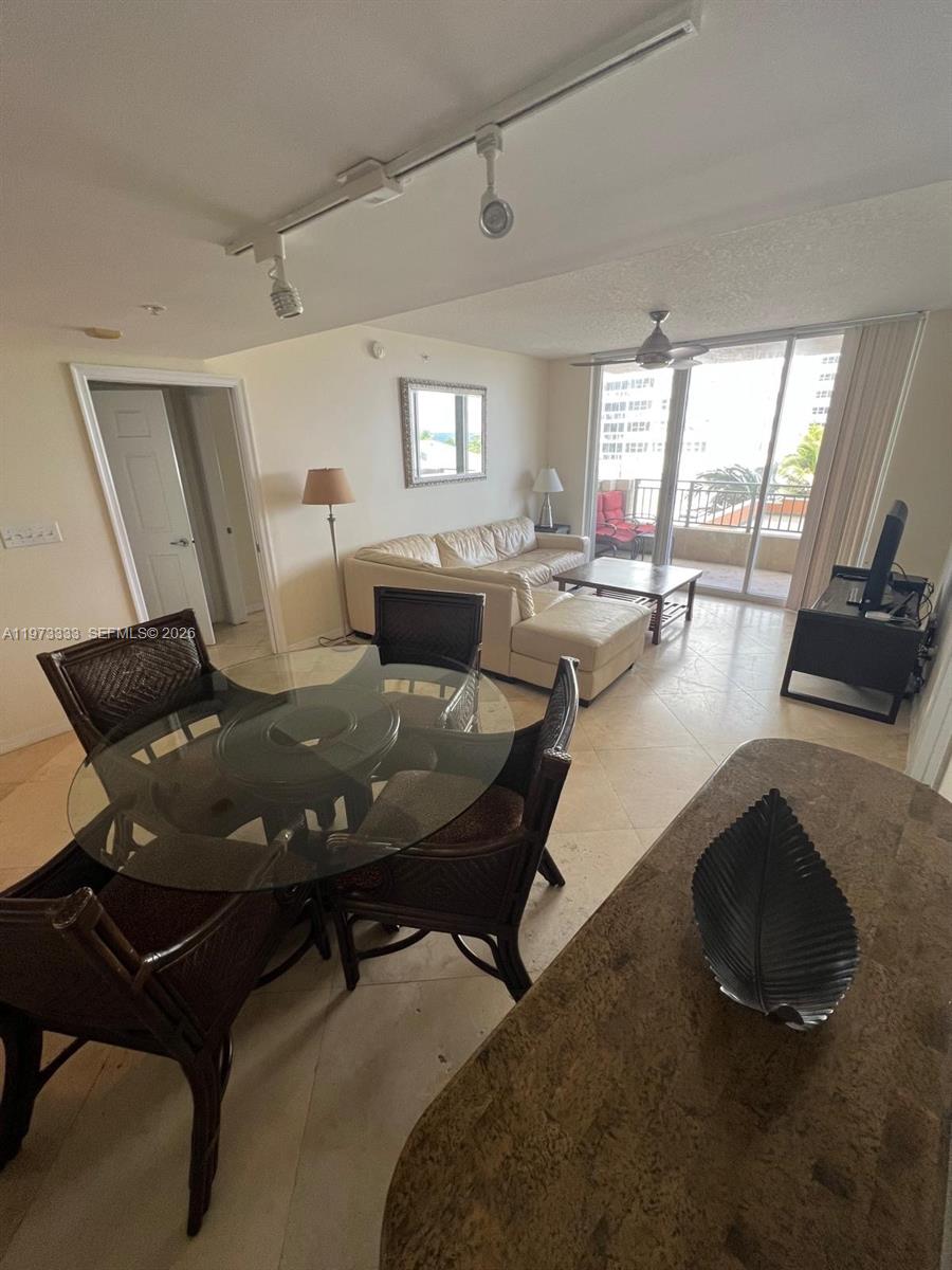 image 2080 Ocean Drive4