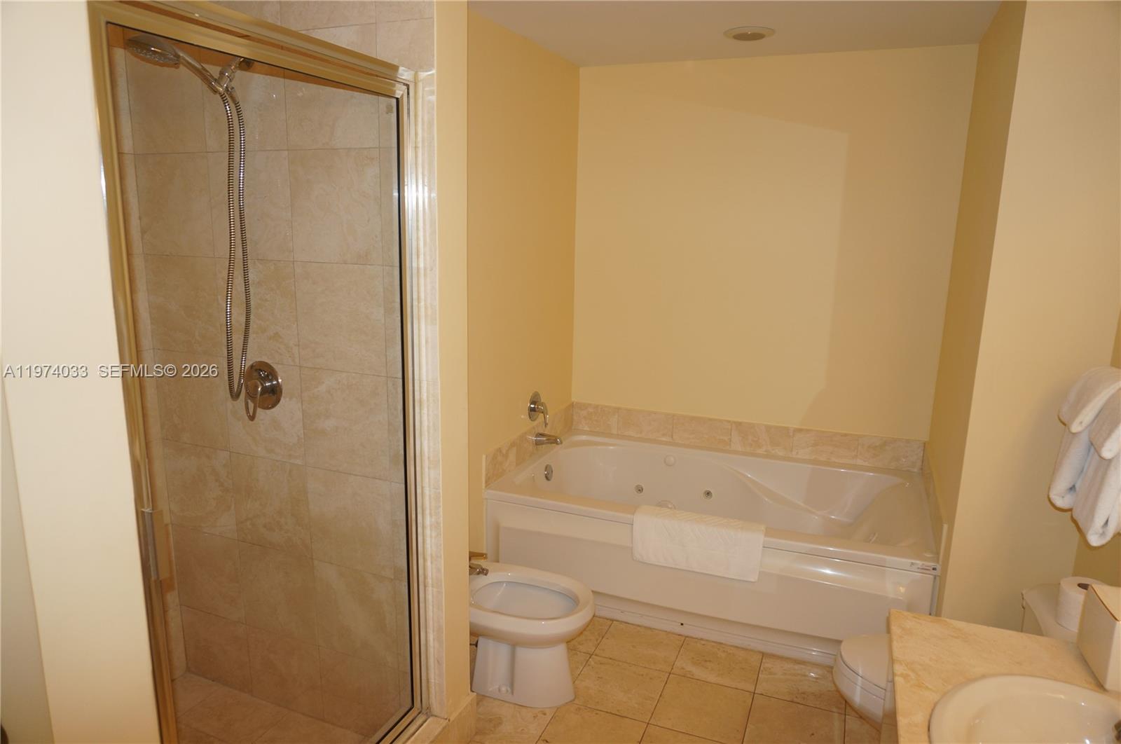 17375 Collins Ave #1704 Sunny Isles Beach, FL 33160