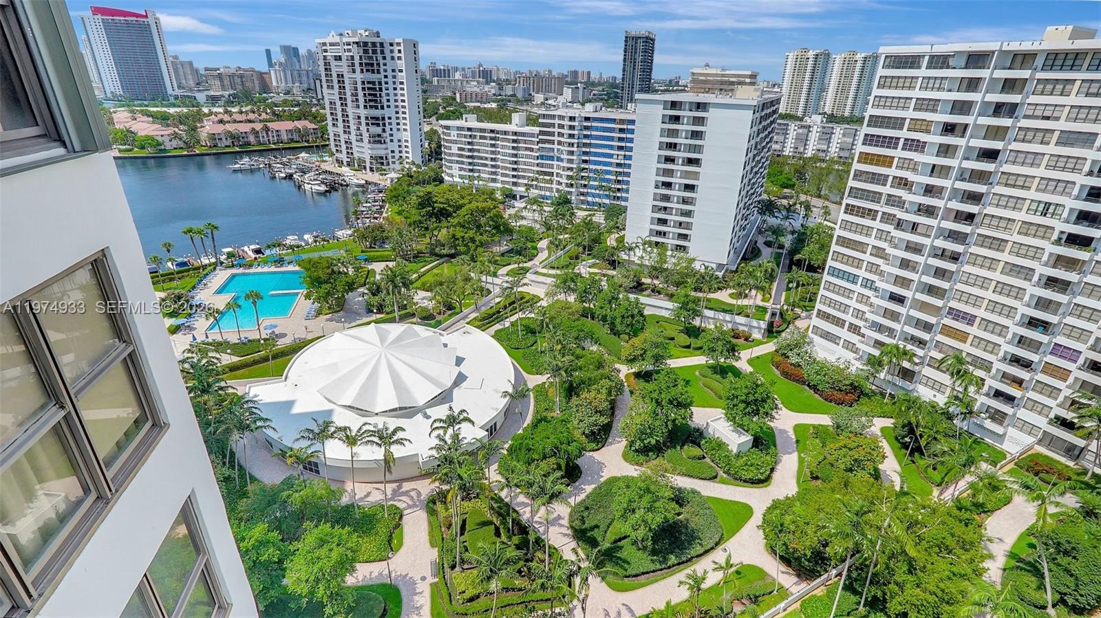 2500 Parkview Dr #1914 Hallandale Beach, FL 33009