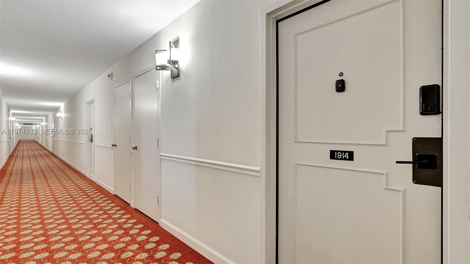 2500 Parkview Dr #1914 Hallandale Beach, FL 33009