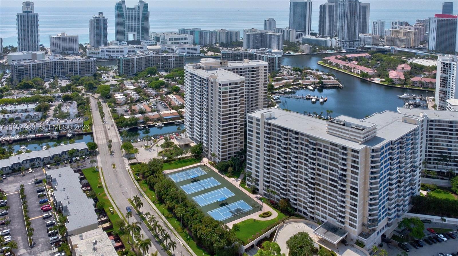 2500 Parkview Dr #1914 Hallandale Beach, FL 33009