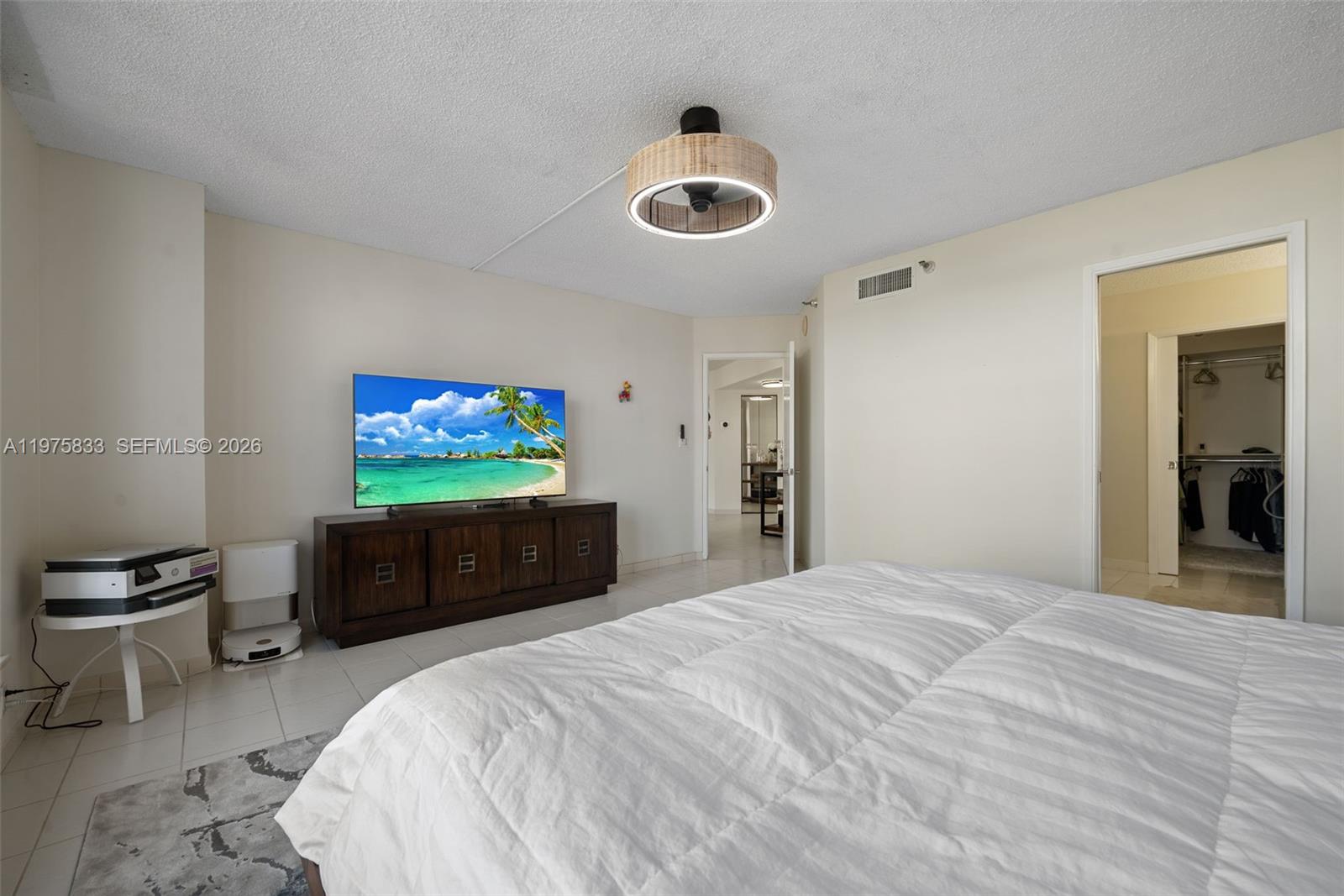 19101 NE 36th Ct #1407 Aventura, FL 33180