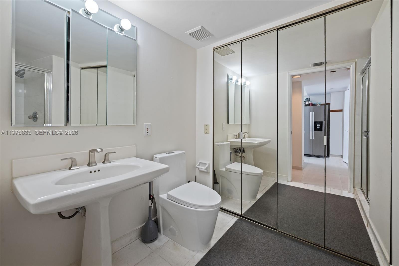 19101 NE 36th Ct #1407 Aventura, FL 33180