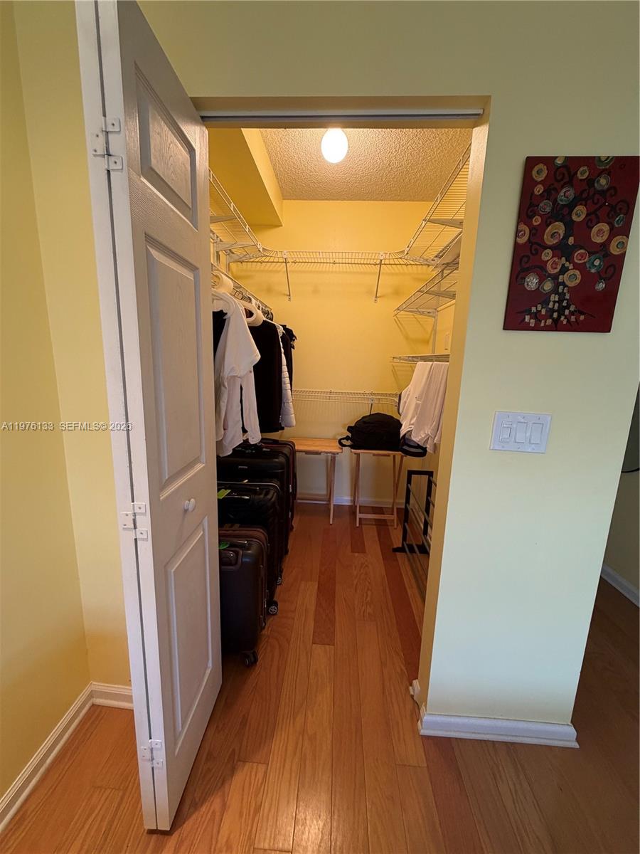 image Porto Bellagio Condo16