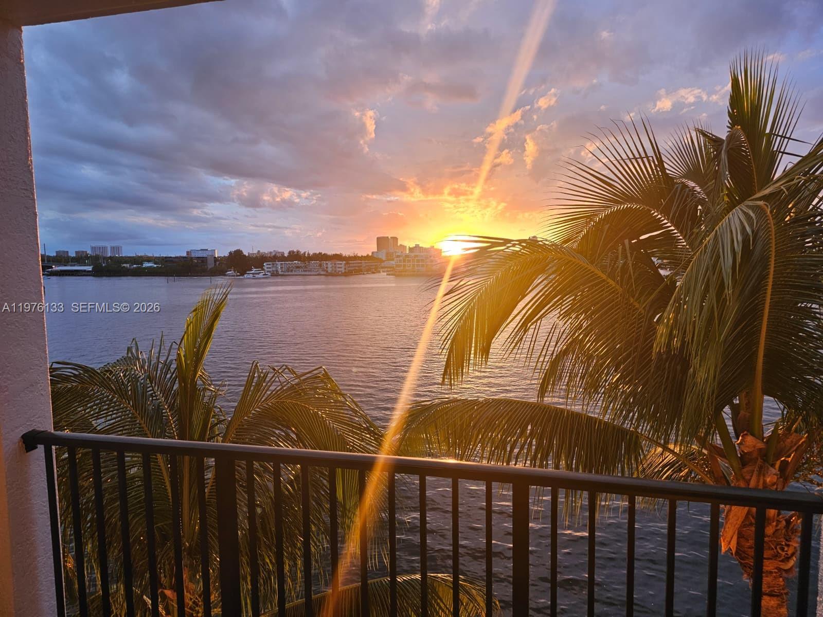 image Porto Bellagio Condo25