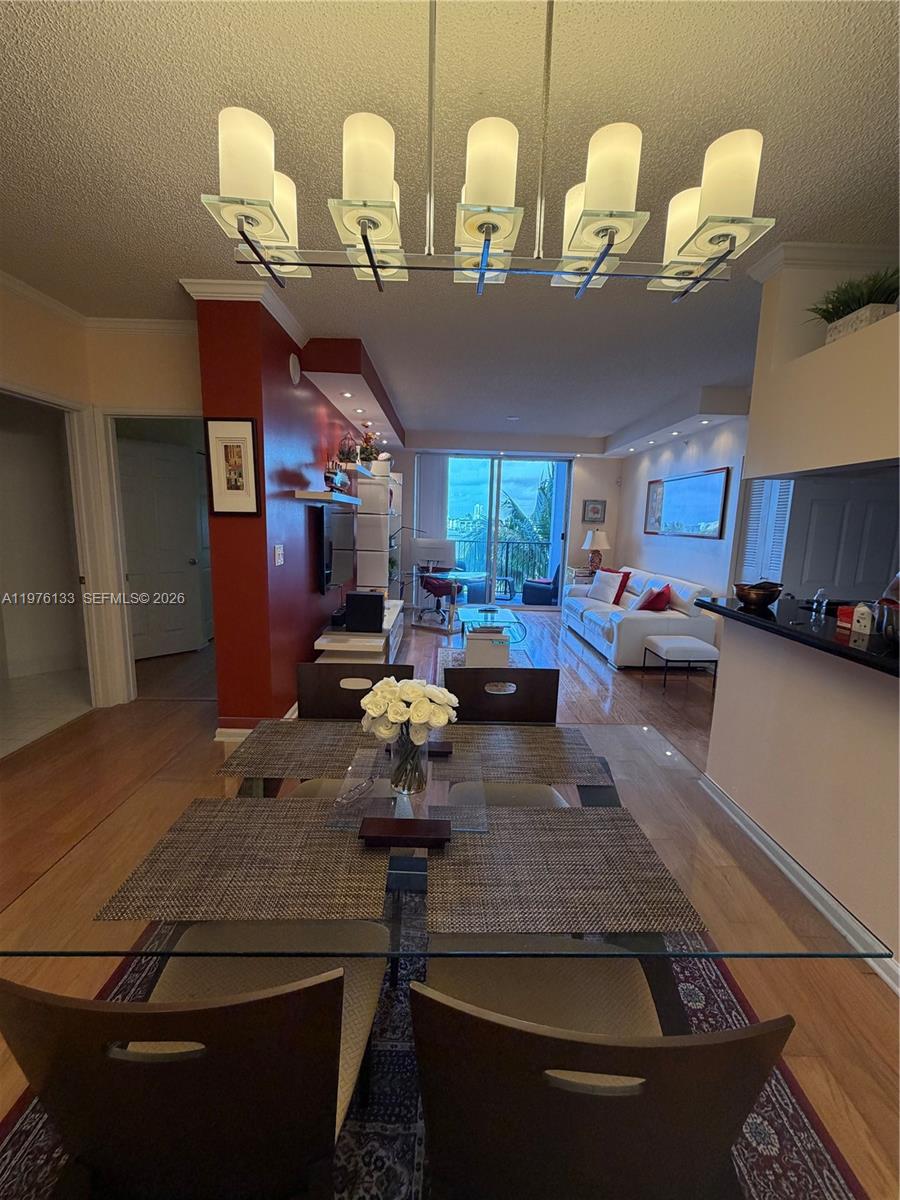 image Porto Bellagio Condo2