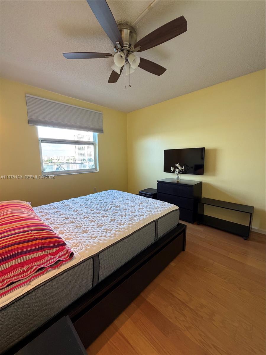 image Porto Bellagio Condo6