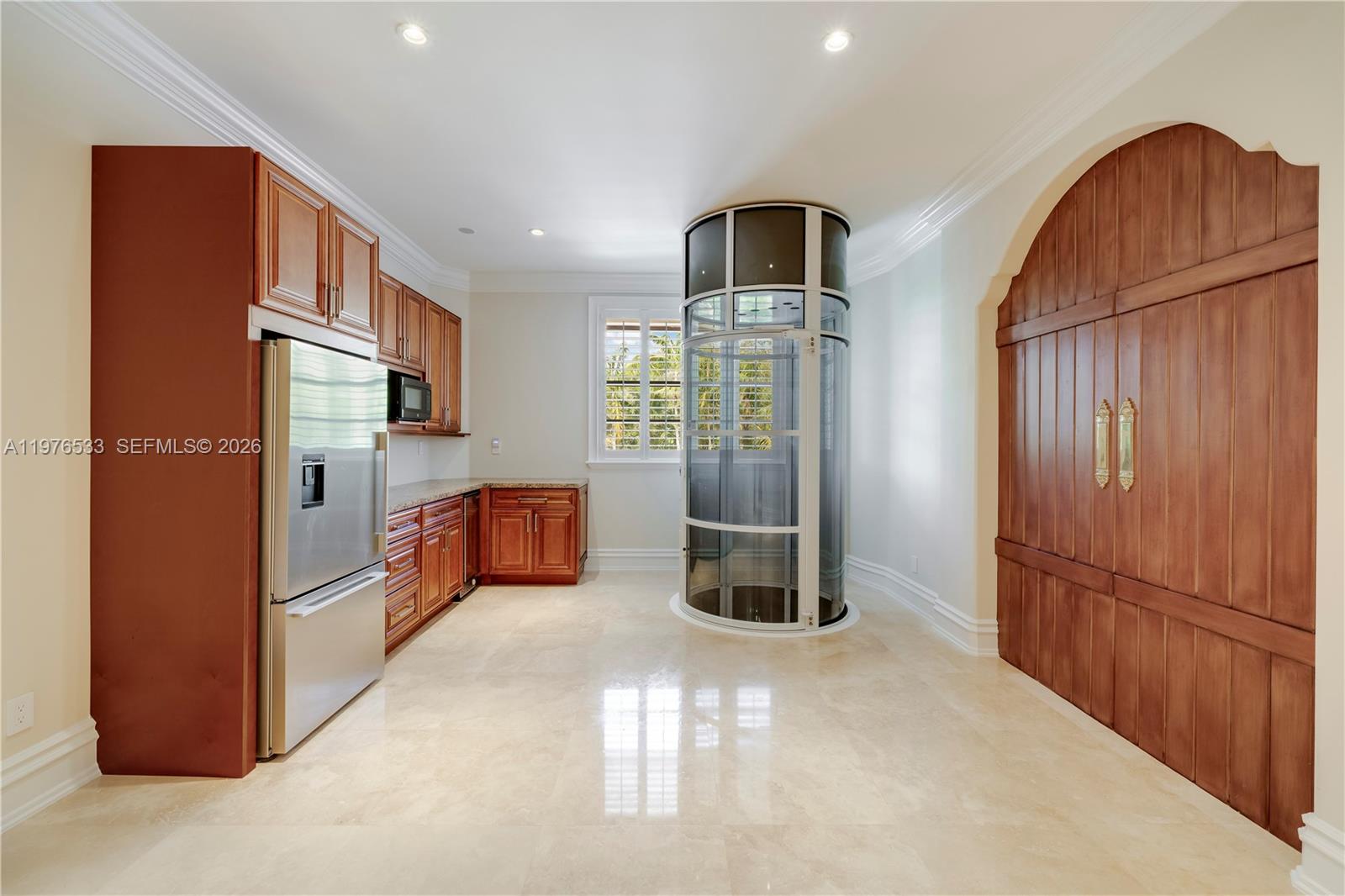 11400 SW 67th Ave Pinecrest, FL 33156