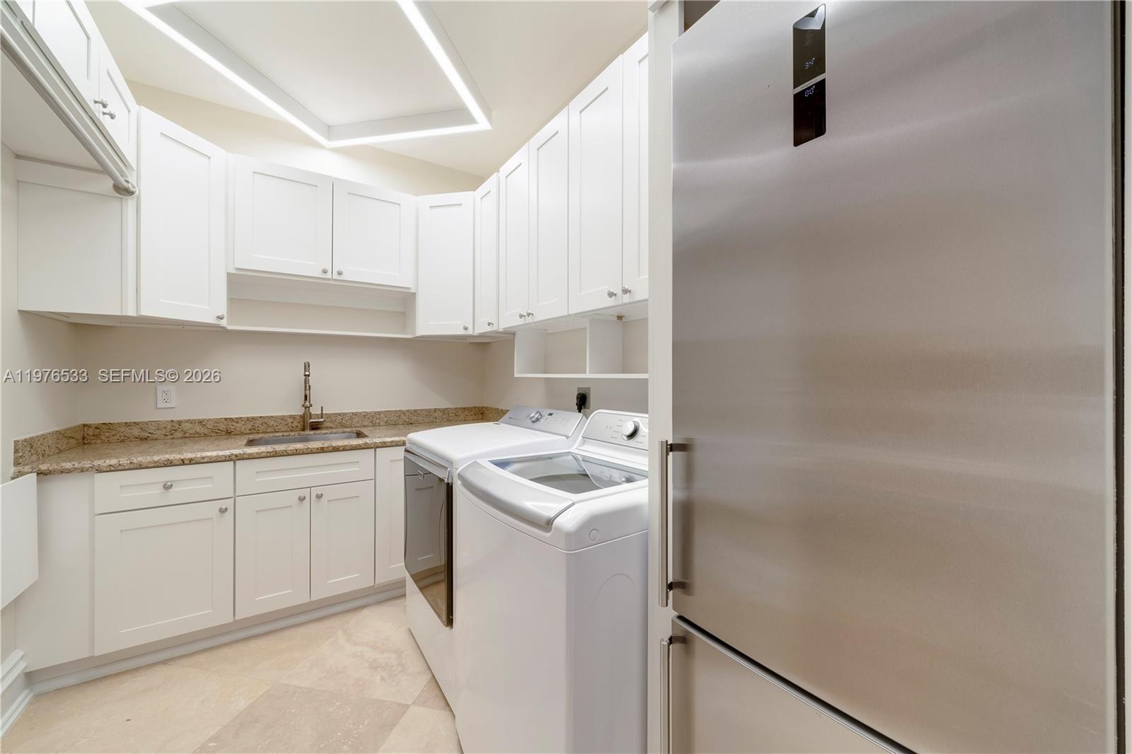 11400 SW 67th Ave Pinecrest, FL 33156