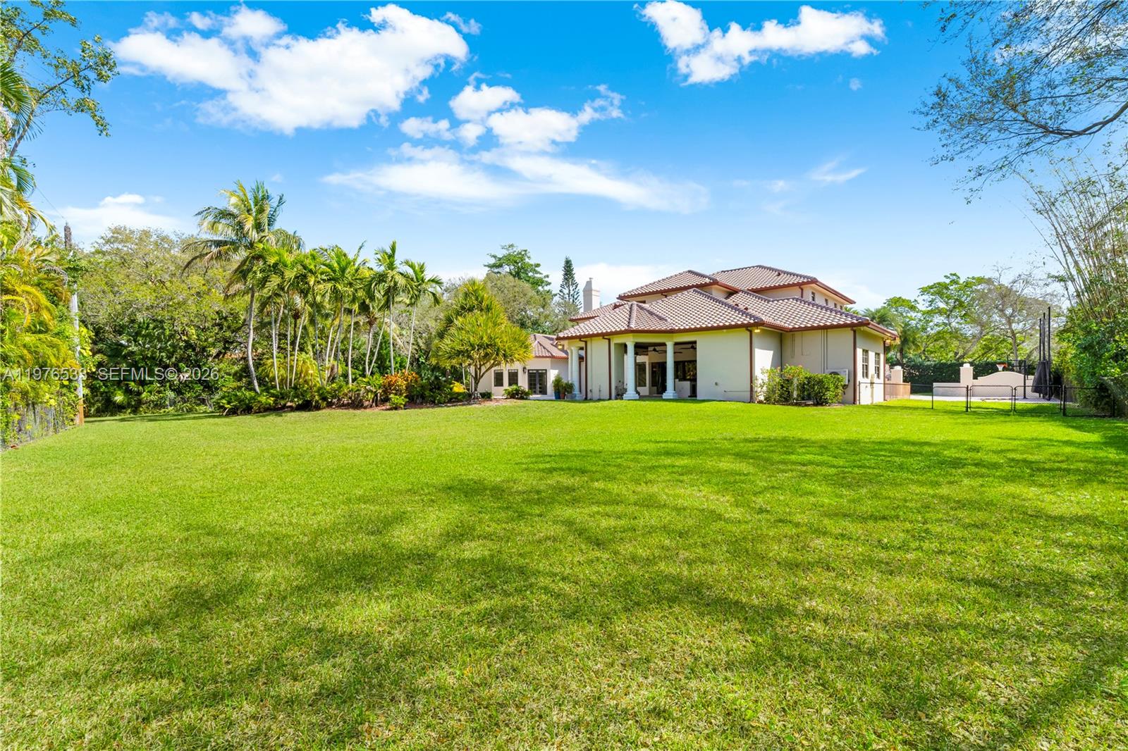 11400 SW 67th Ave Pinecrest, FL 33156