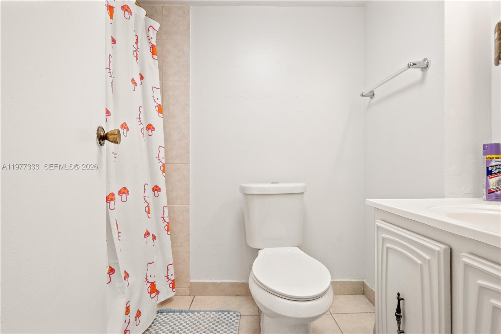 1000 Parkview Dr #222 Hallandale Beach, FL 33009