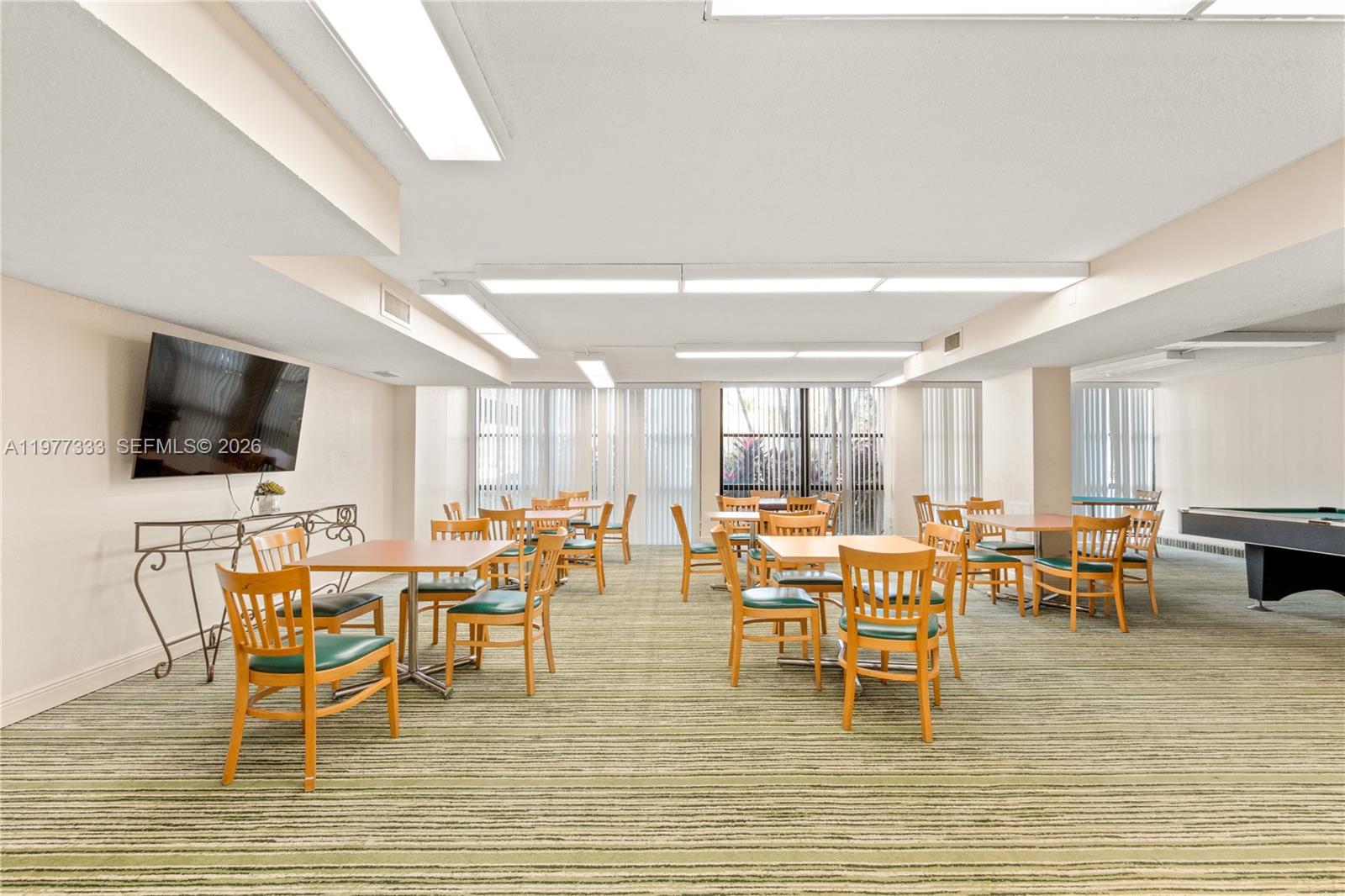 1000 Parkview Dr #222 Hallandale Beach, FL 33009