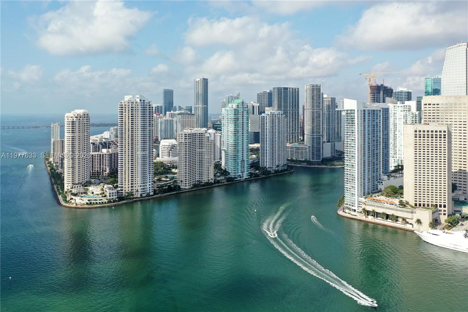 1700 NW North Riv Dr Miami, FL 33125