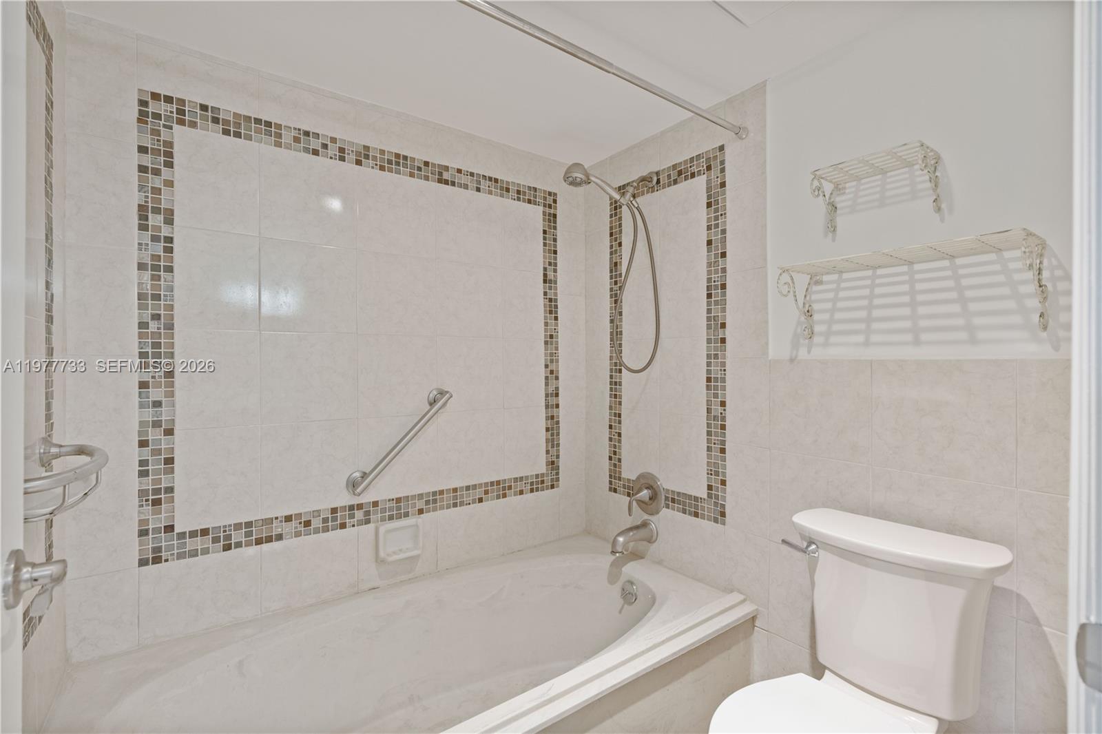 1036 Us Hwy 1 #116 North Palm Beach, FL 33408