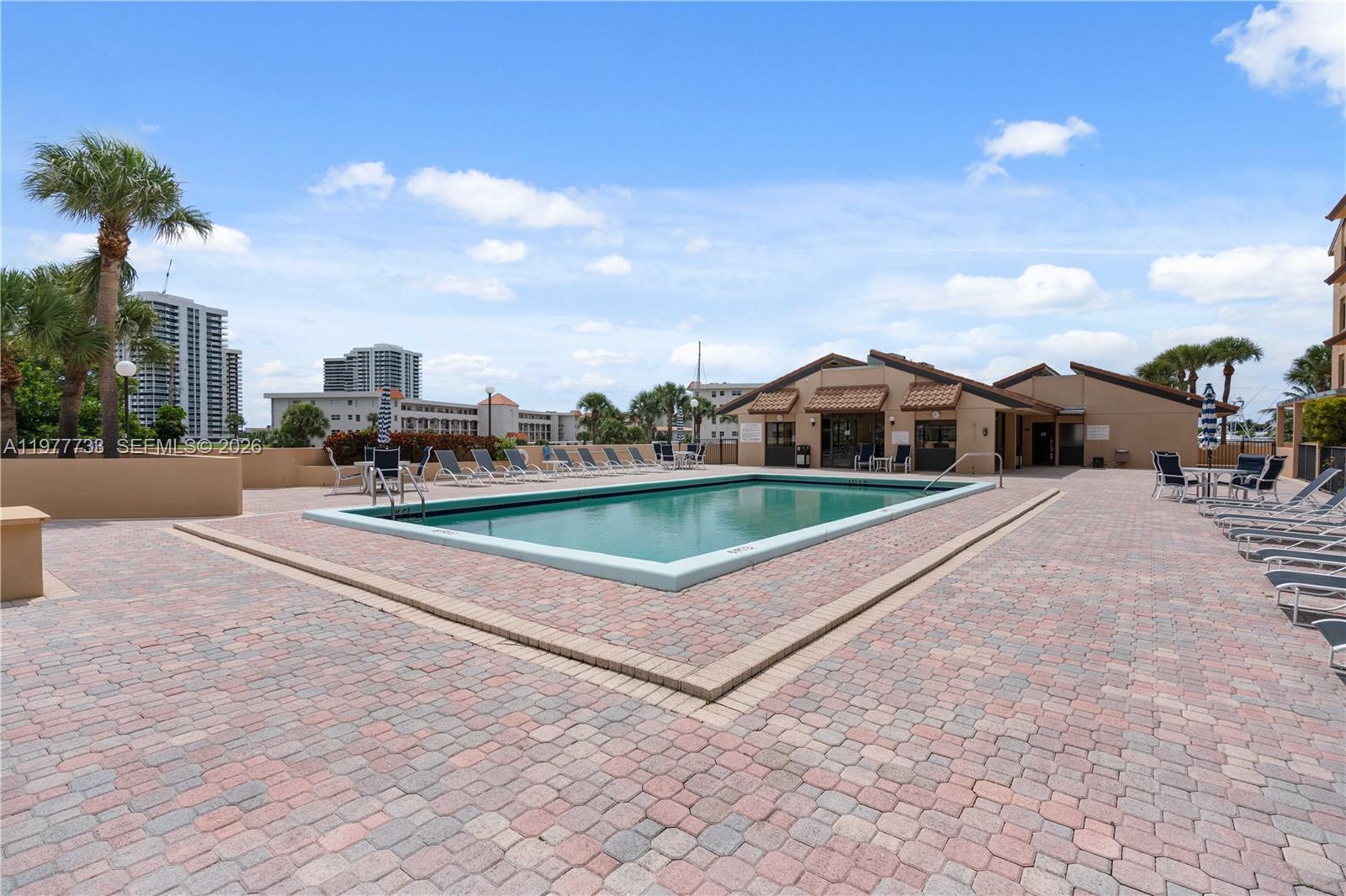 1036 Us Hwy 1 #116 North Palm Beach, FL 33408