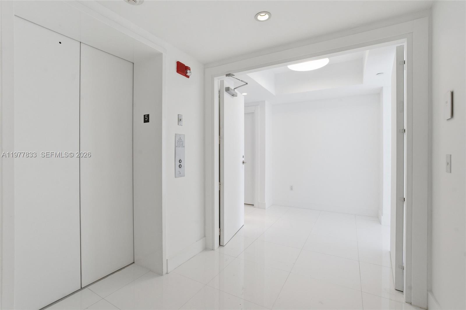 2627 S Bayshore Dr #501 Miami, FL 33133