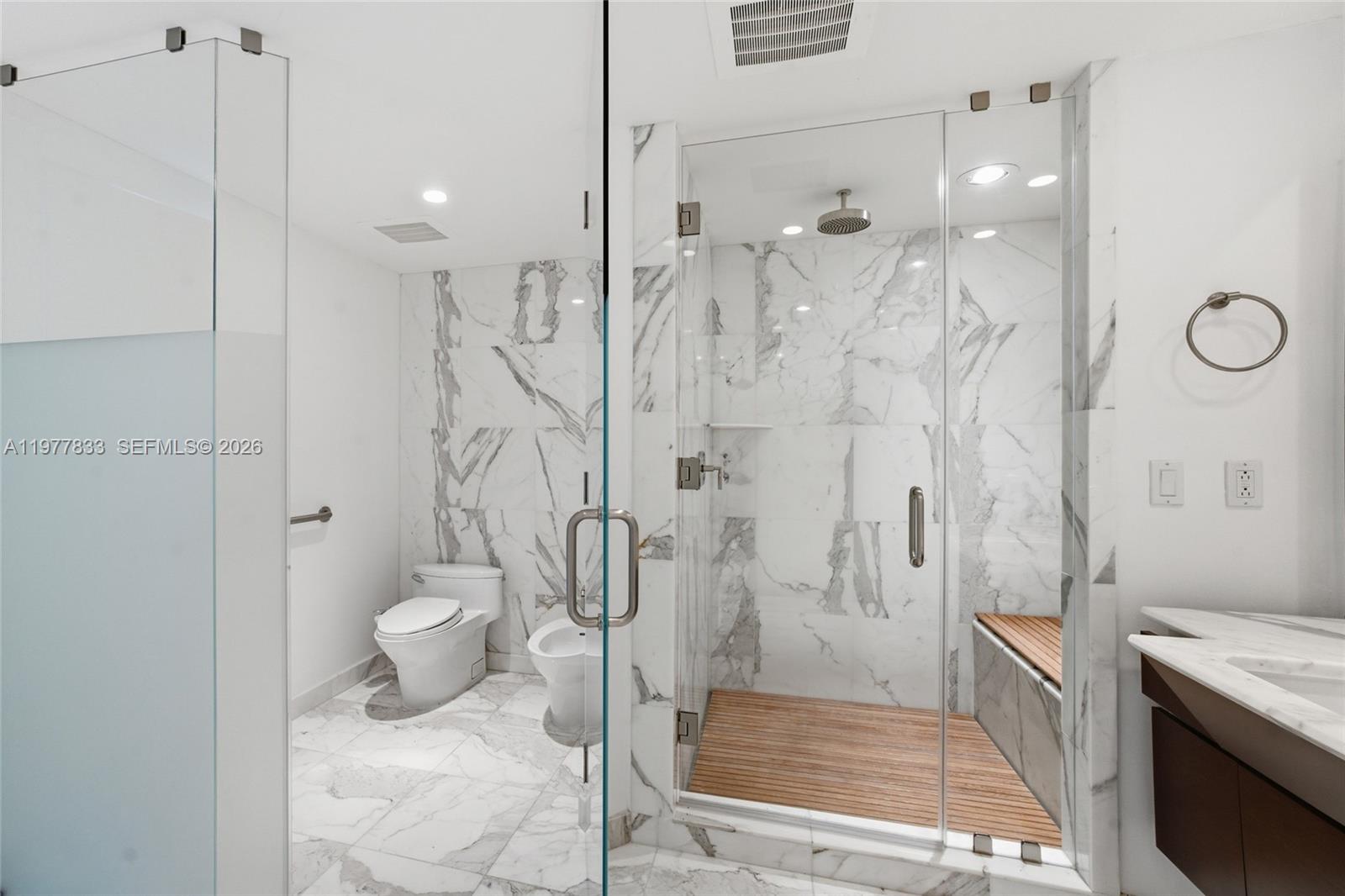 2627 S Bayshore Dr #501 Miami, FL 33133