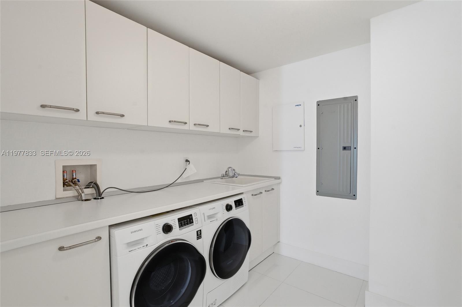 2627 S Bayshore Dr #501 Miami, FL 33133