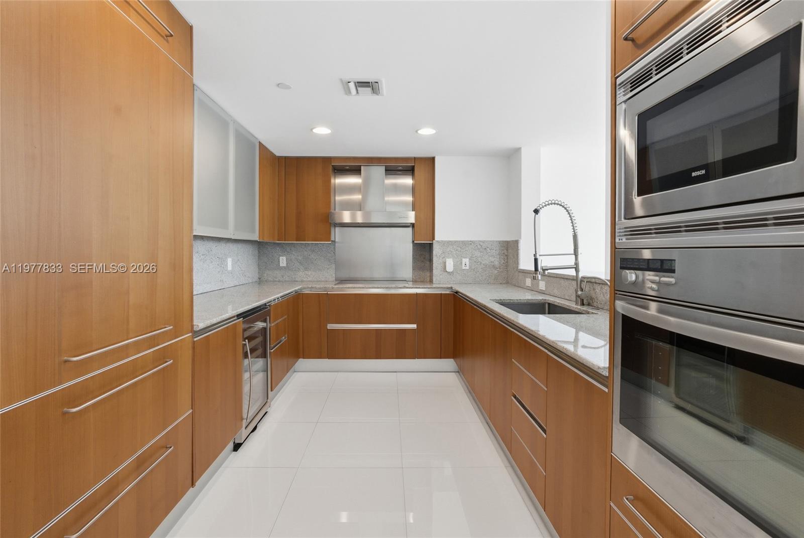 2627 S Bayshore Dr #501 Miami, FL 33133