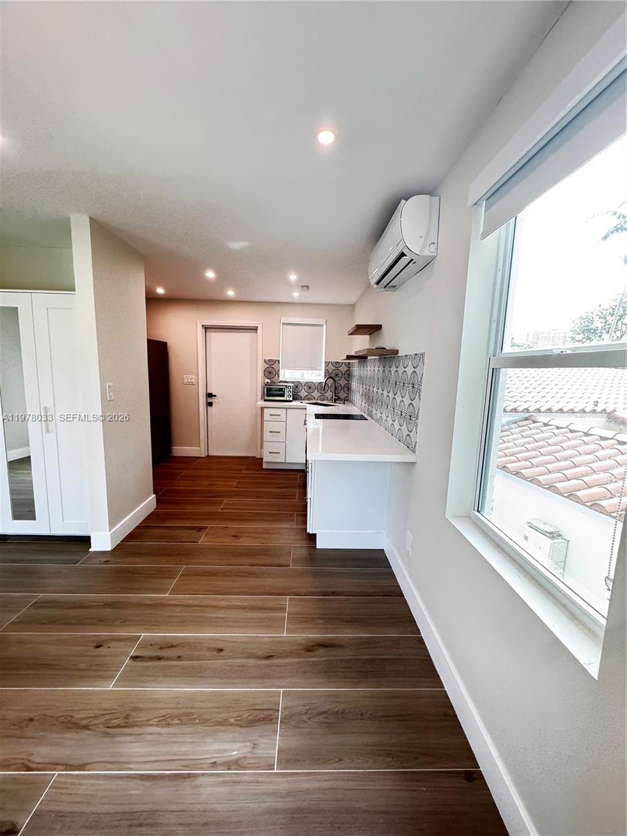 2855 Royal Palm Ave #6 Miami Beach, FL 33140