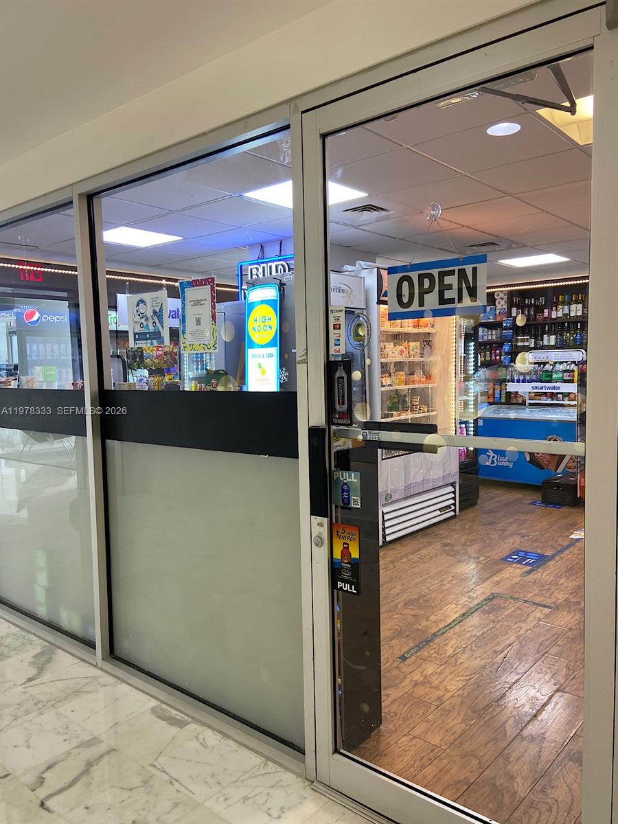 1000 West Ave #910 Miami Beach, FL 33139