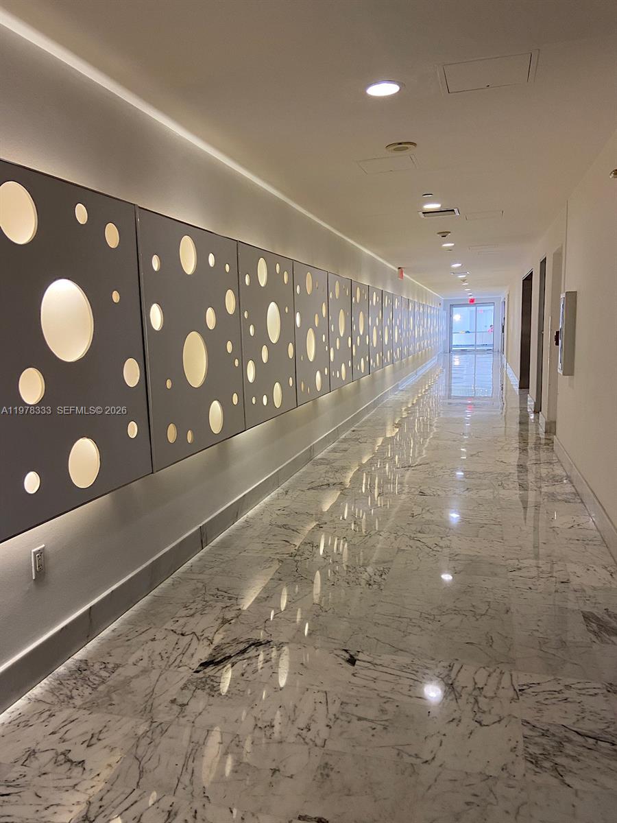 1000 West Ave #910 Miami Beach, FL 33139