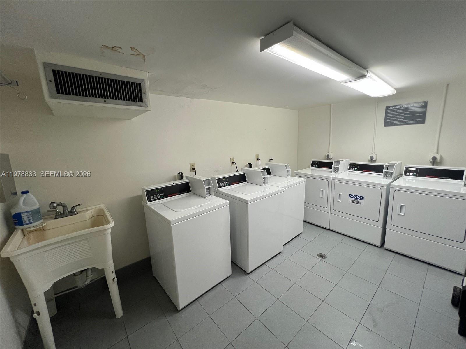 1390 Ocean Dr #101 Miami Beach, FL 33139