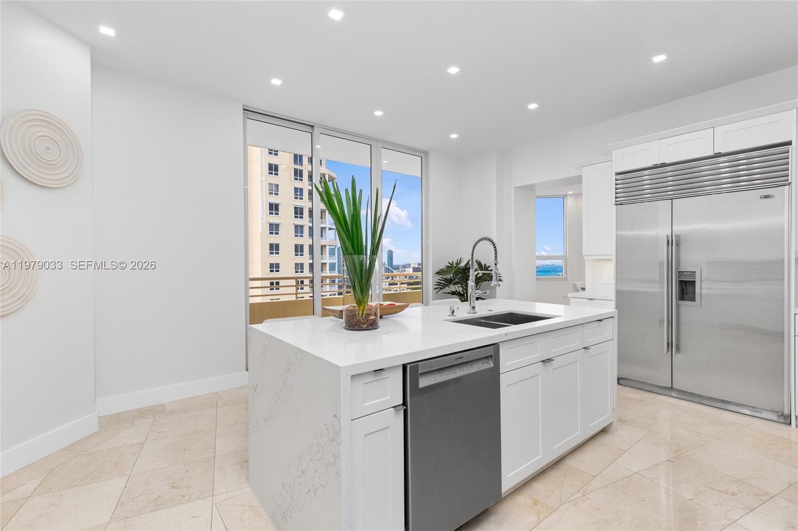 808 Brickell Key Dr #3901 Miami, FL 33131
