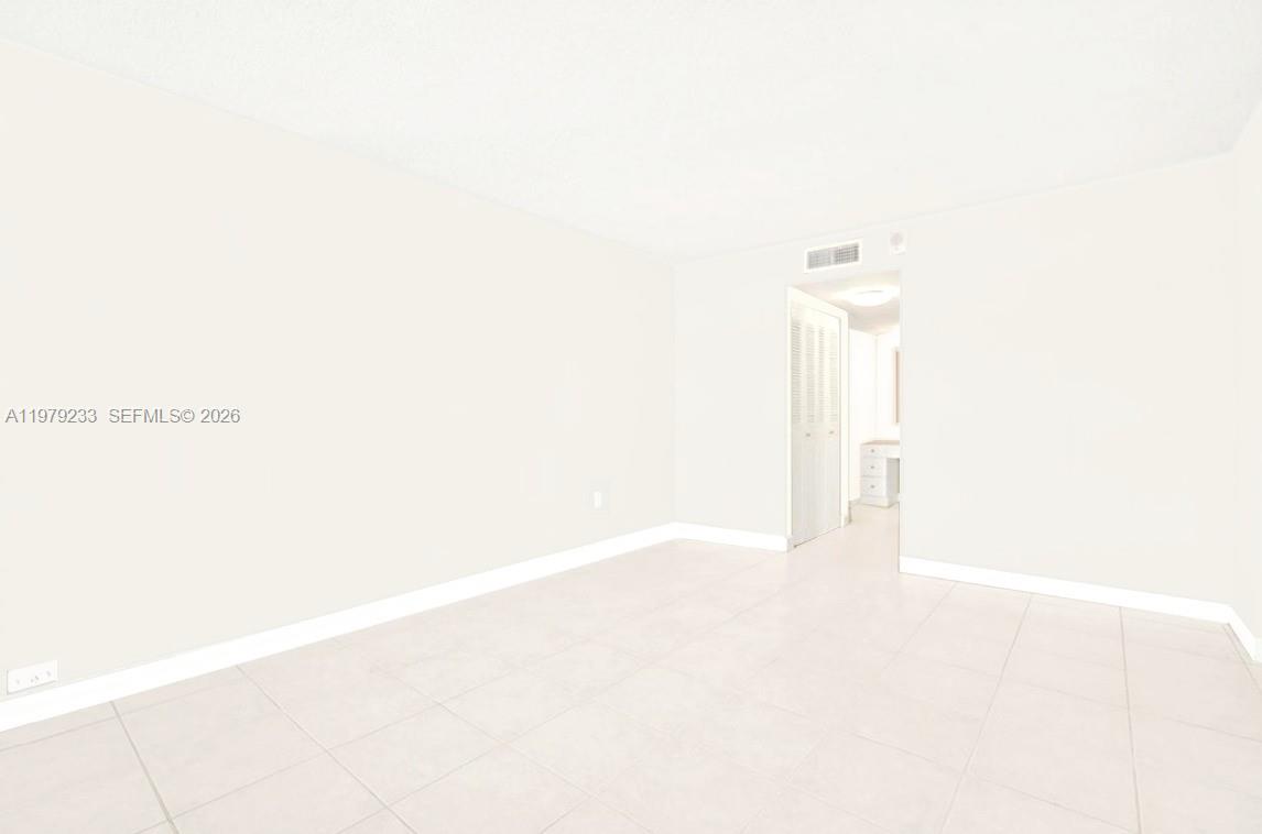 13155 Ixora Ct #310 North Miami, FL 33181