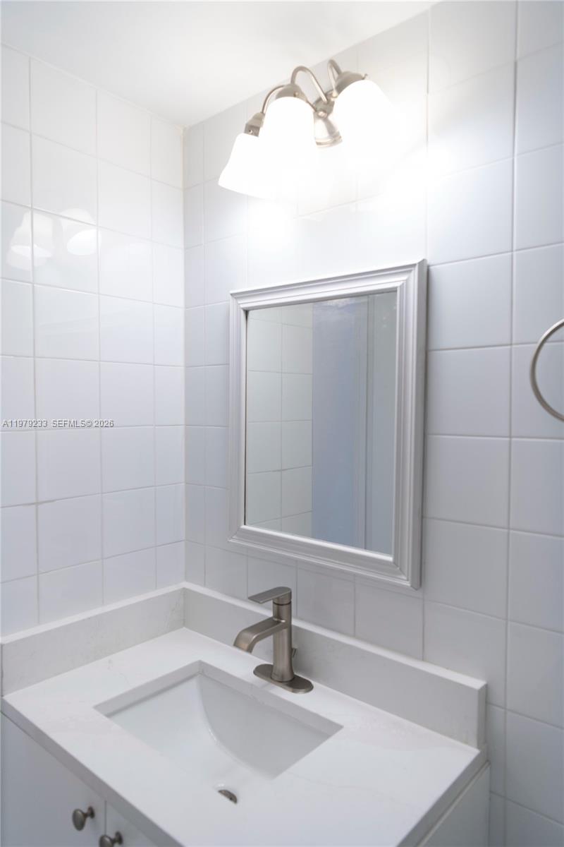 13155 Ixora Ct #310 North Miami, FL 33181