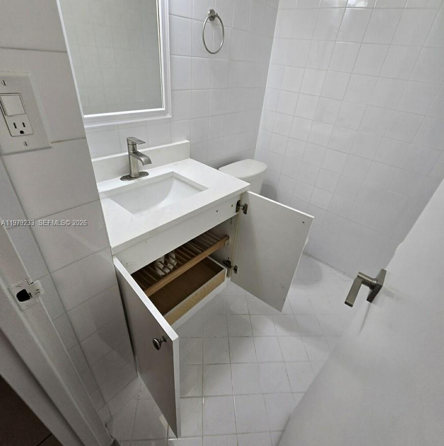 13155 Ixora Ct #310 North Miami, FL 33181