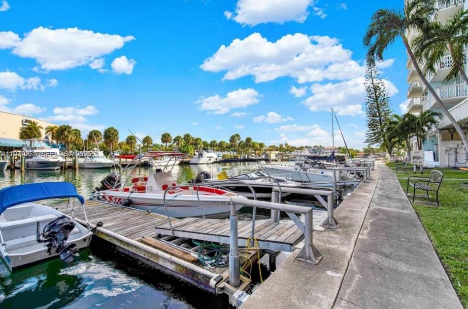 13155 Ixora Ct #310 North Miami, FL 33181