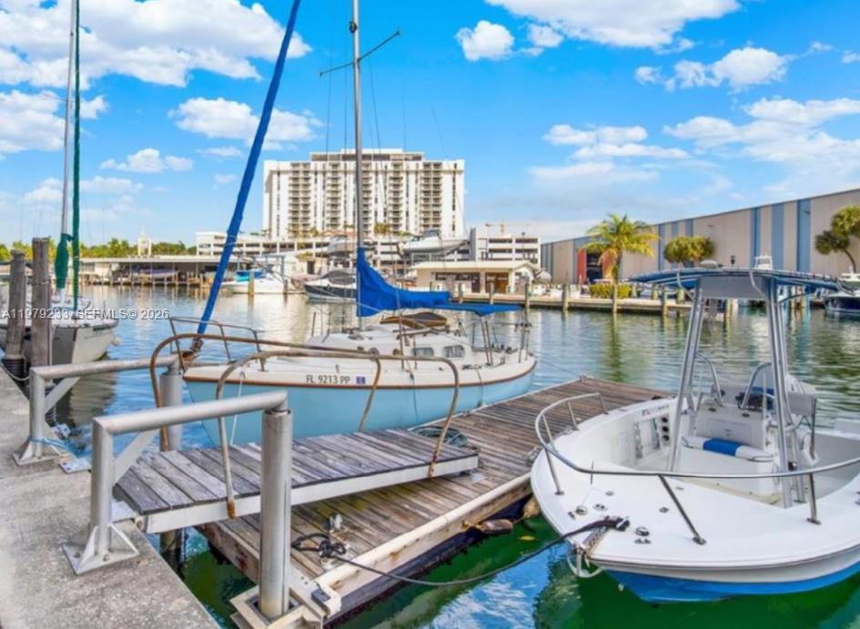 13155 Ixora Ct #310 North Miami, FL 33181