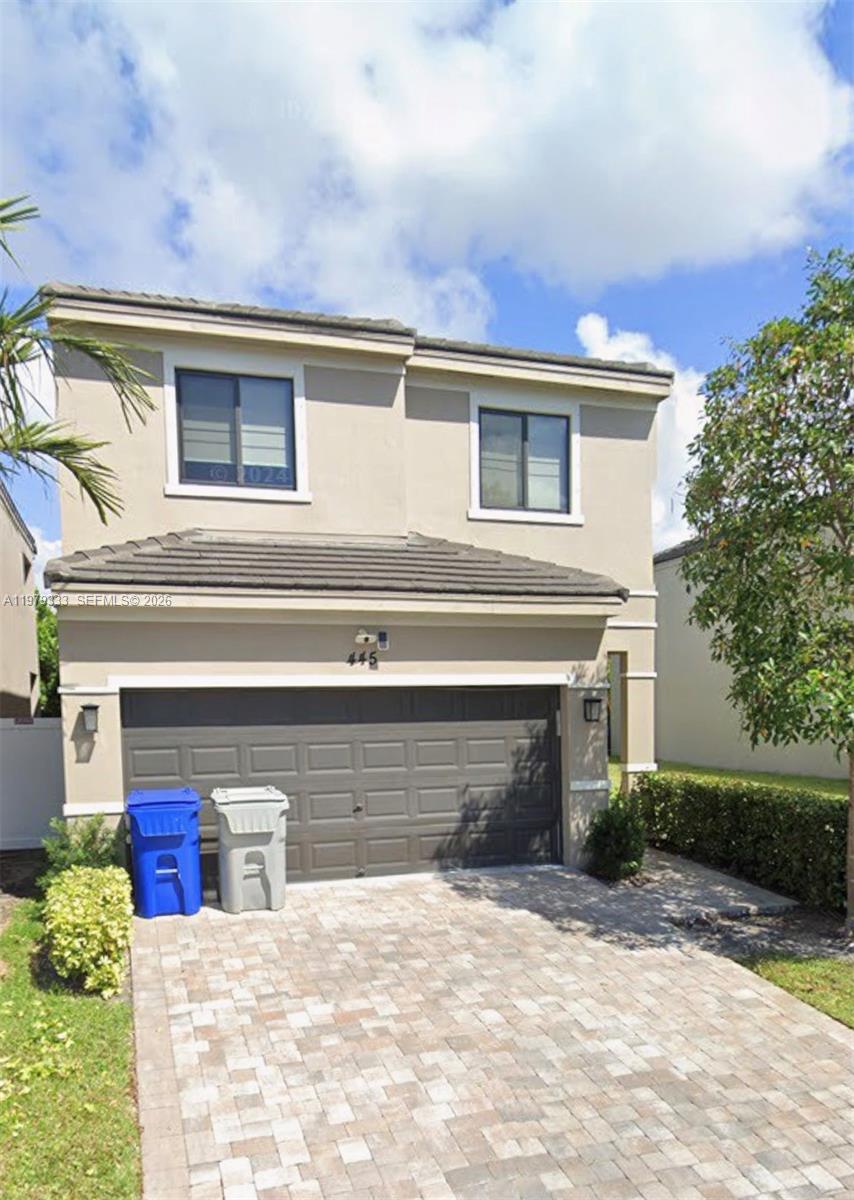 445 NW 36th Ave