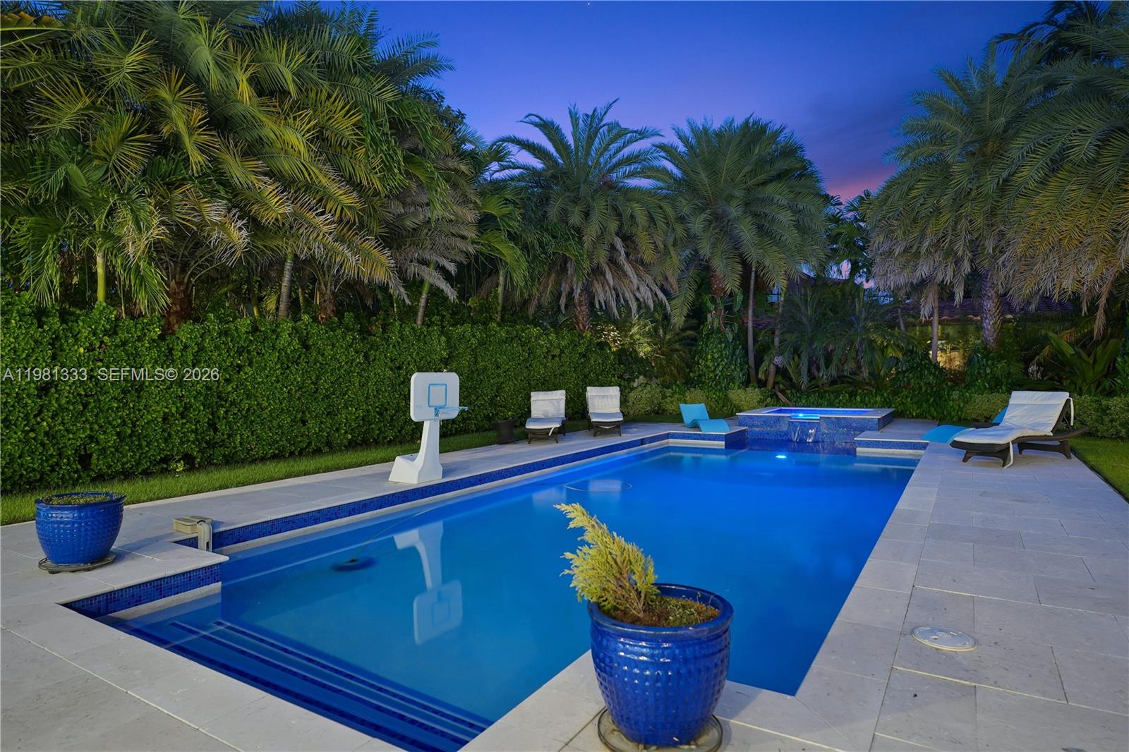 3747 Prairie Ave Miami Beach, FL 33140