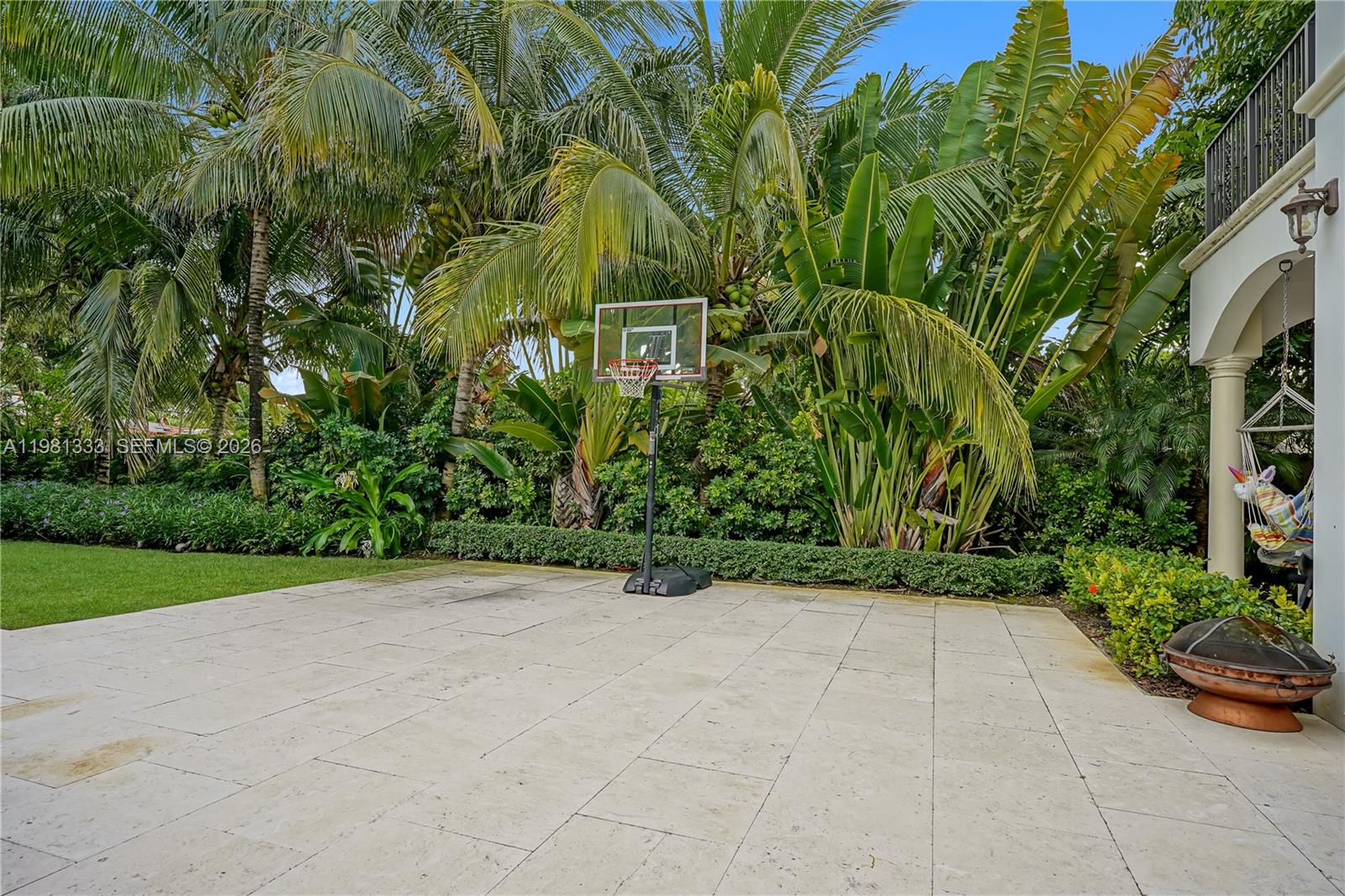 3747 Prairie Ave Miami Beach, FL 33140