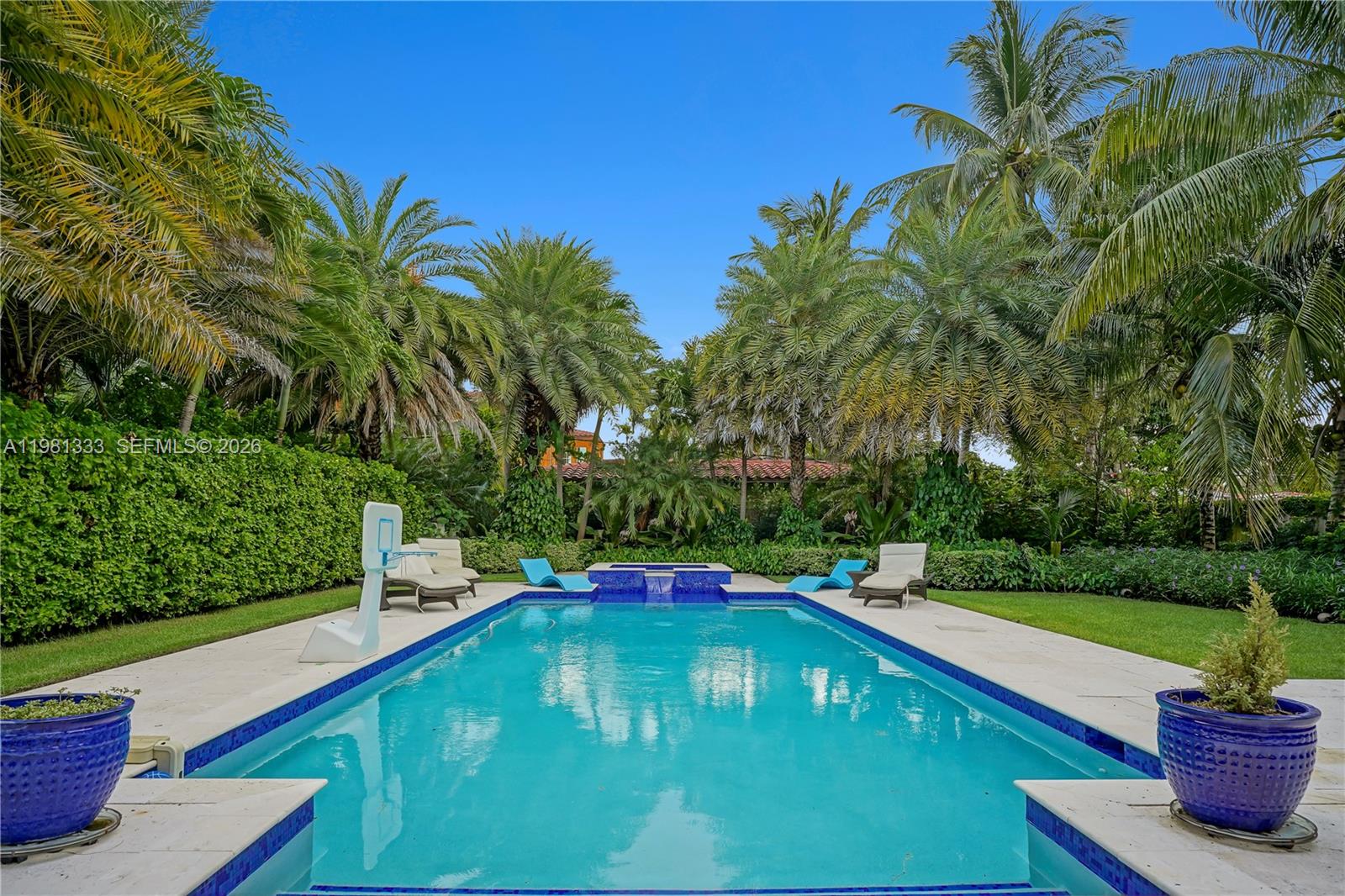 3747 Prairie Ave Miami Beach, FL 33140