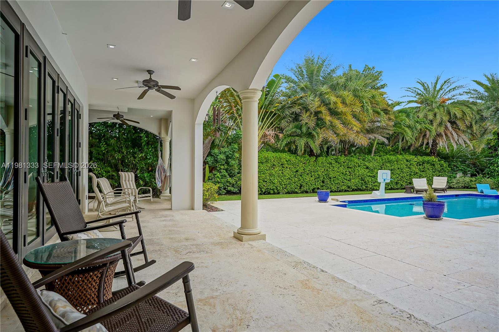 3747 Prairie Ave Miami Beach, FL 33140