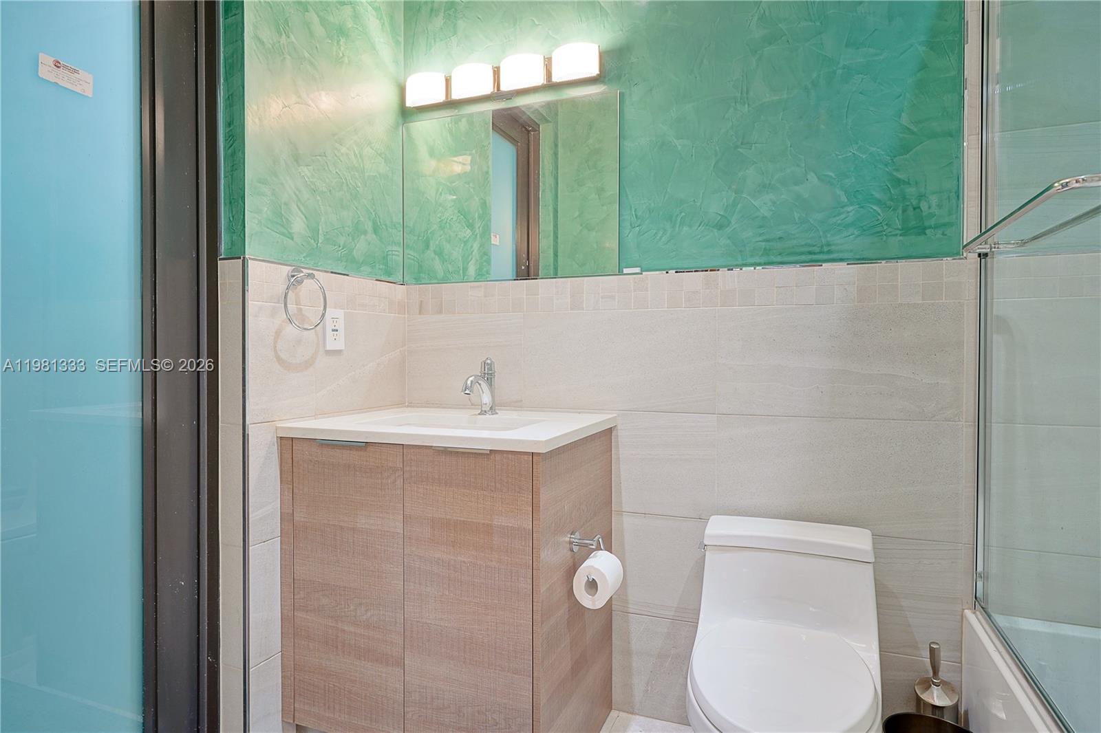 3747 Prairie Ave Miami Beach, FL 33140