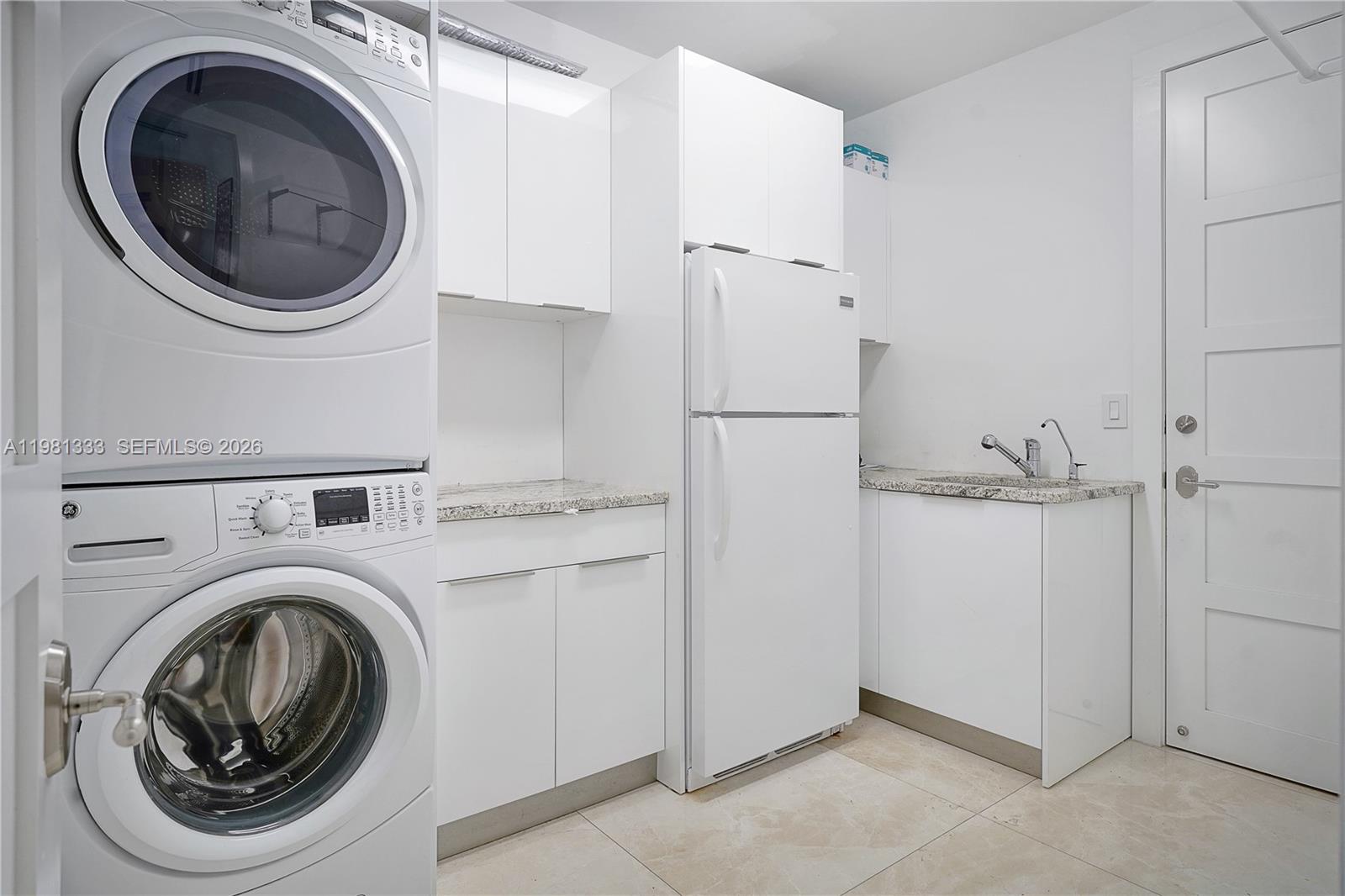 3747 Prairie Ave Miami Beach, FL 33140