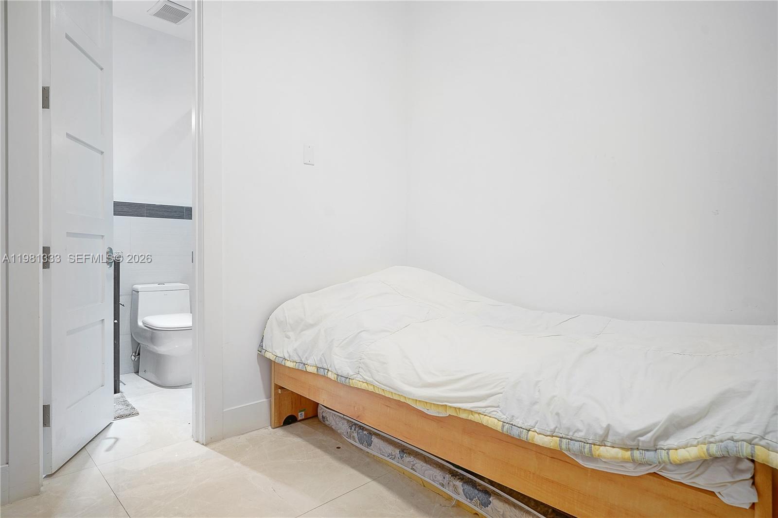 3747 Prairie Ave Miami Beach, FL 33140