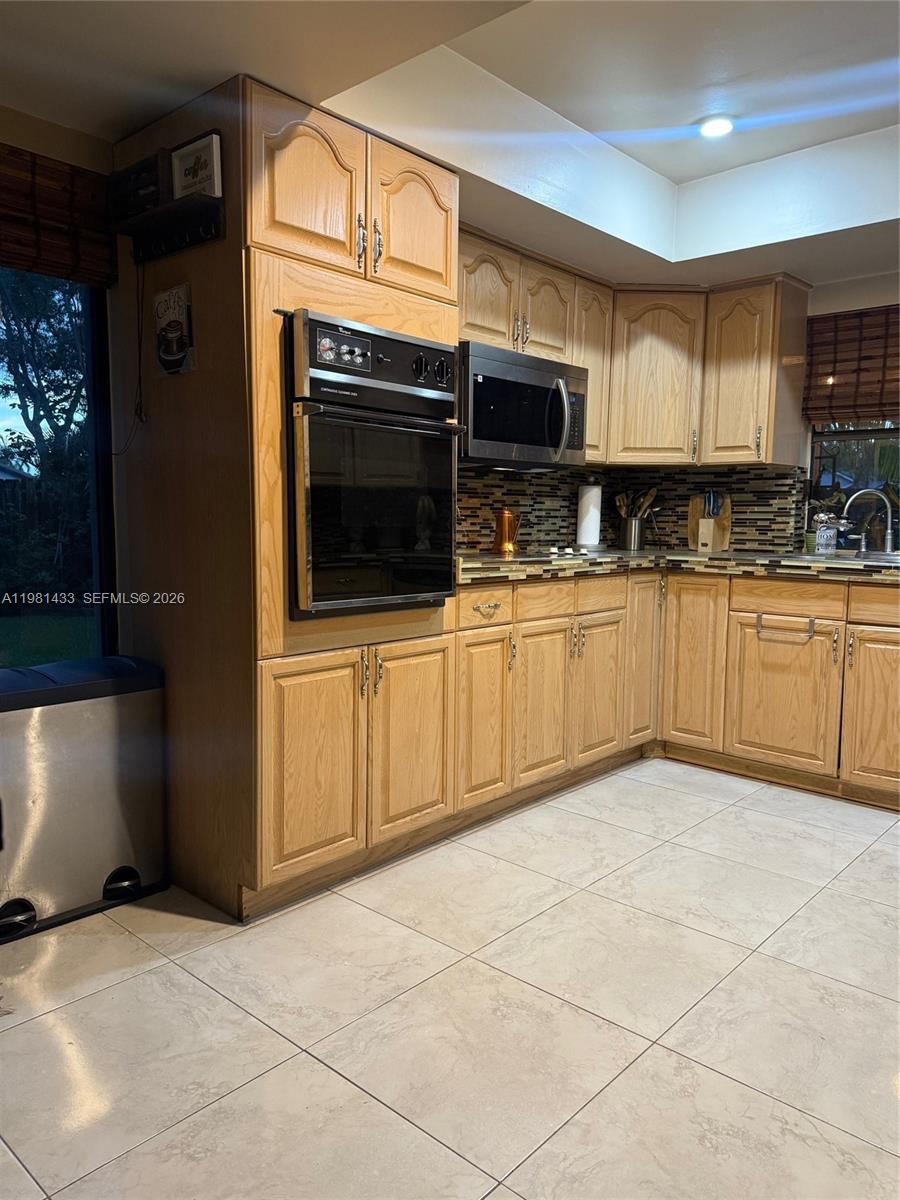 5119 SW 153rd Pl N Miami, FL 33185