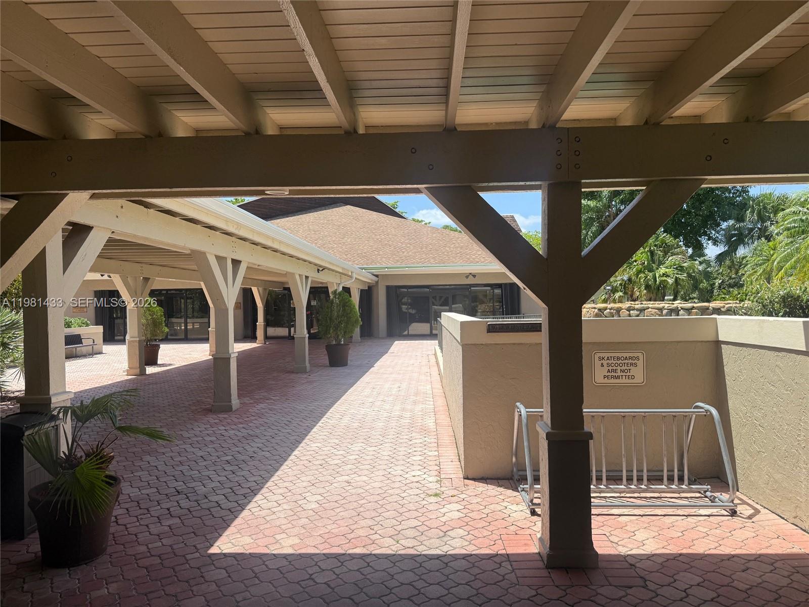 5119 SW 153rd Pl N Miami, FL 33185