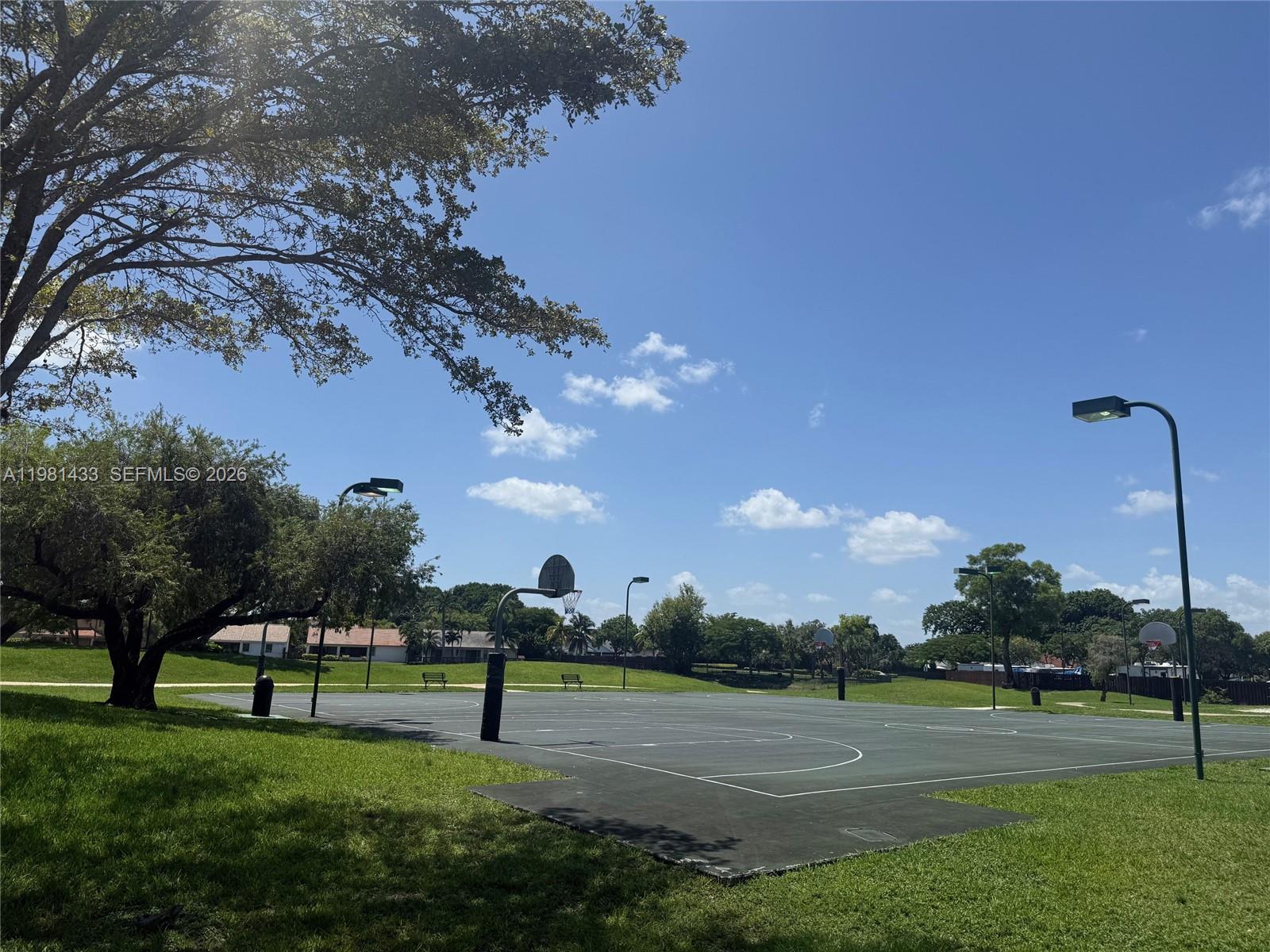 5119 SW 153rd Pl N Miami, FL 33185