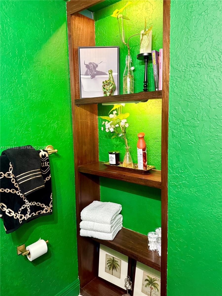 5119 SW 153rd Pl N Miami, FL 33185