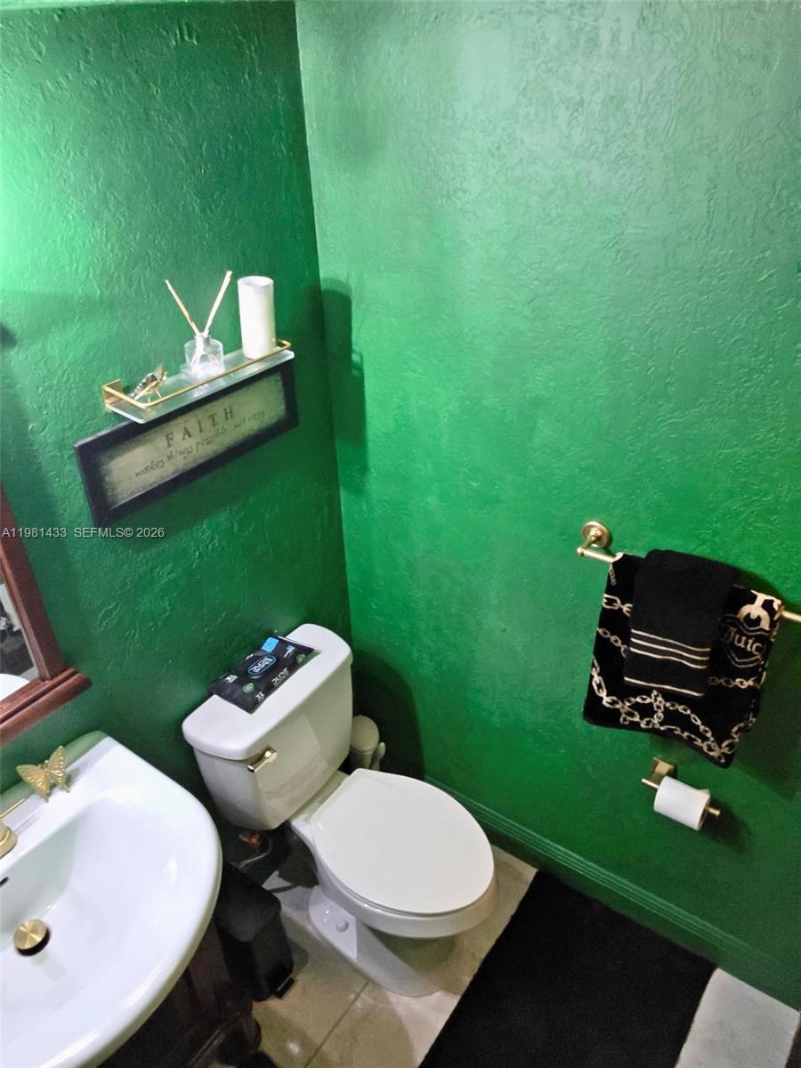 5119 SW 153rd Pl N Miami, FL 33185