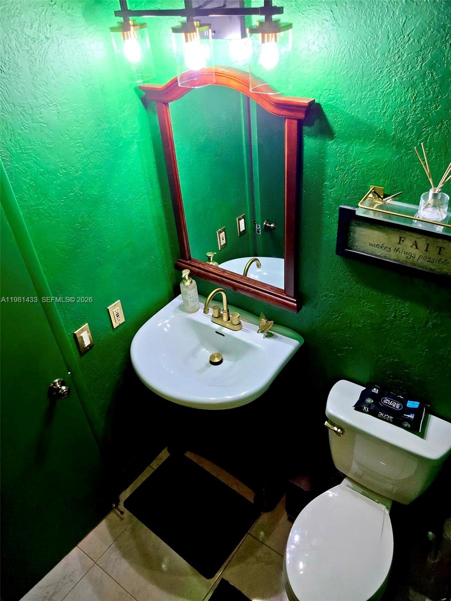 5119 SW 153rd Pl N Miami, FL 33185