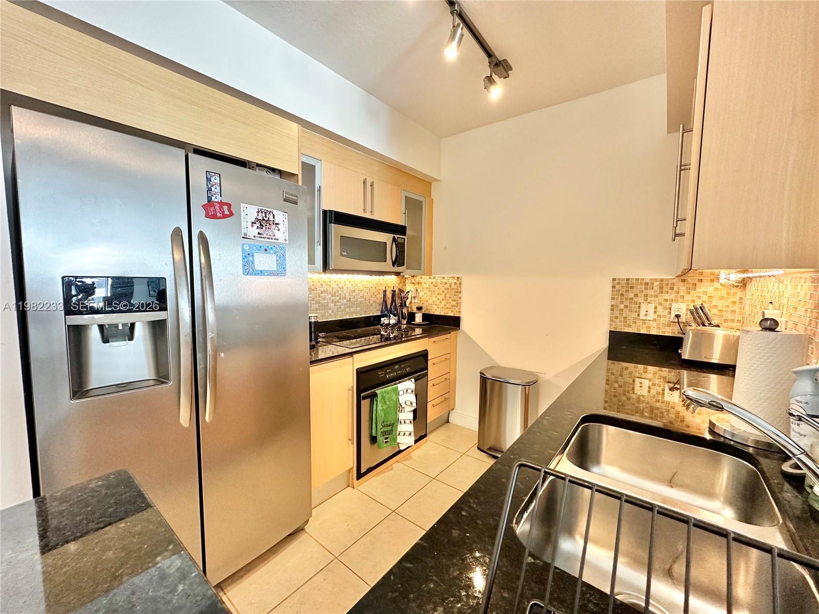 335 S Biscayne Blvd #2702 Miami, FL 33131